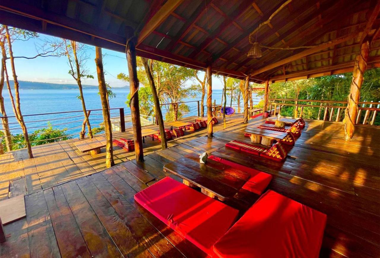 קו רונג סנלואם The Cliff Hostel, M'Pay Bay מראה חיצוני תמונה
