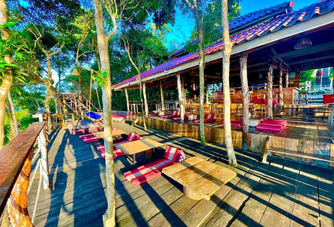 קו רונג סנלואם The Cliff Hostel, M'Pay Bay מראה חיצוני תמונה