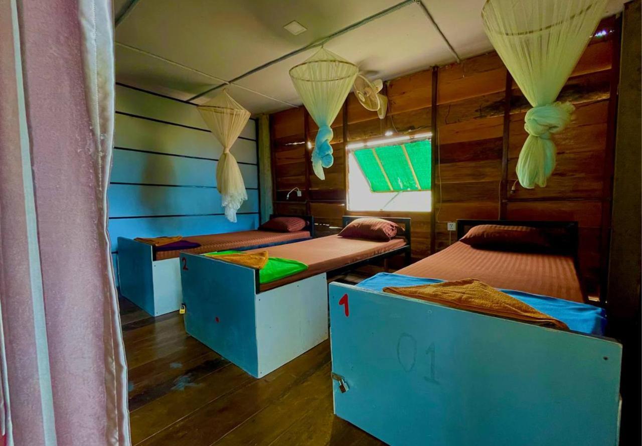 קו רונג סנלואם The Cliff Hostel, M'Pay Bay מראה חיצוני תמונה